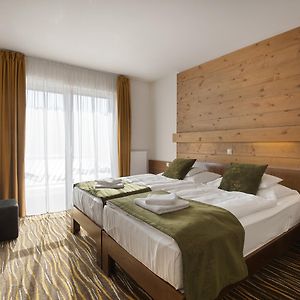 Zimmer mit zwei Einzelbetten im Nebengebäude
